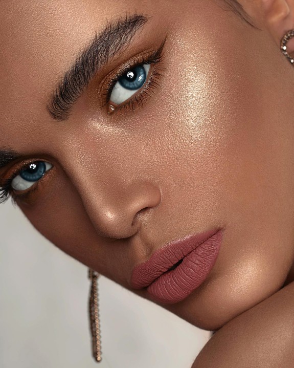 Customer face